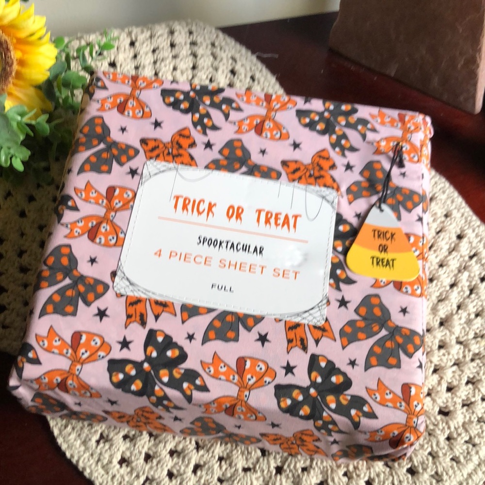 Trick or Treat Halloween BOWS Sheet Set - FULL